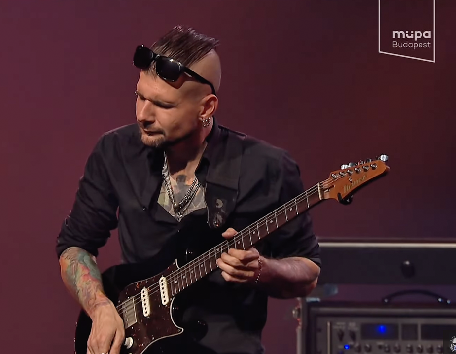 Mike Gotthard – LesMi (Live at Müpa Budapest, 2024)